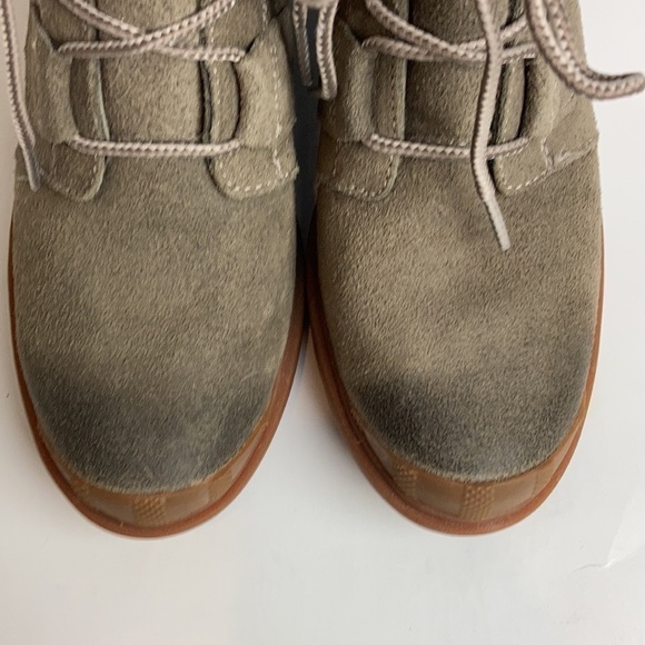 Sorel Toronto Lace-up Suede Wedge Bootie Green Tan Size 7 Winter Waterproof - Picture 13 of 15